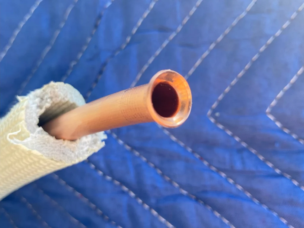 歪なフレアをカットして正しいフレアを作成する