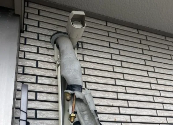 お掃除機能のダストボックスが屋外にある機種