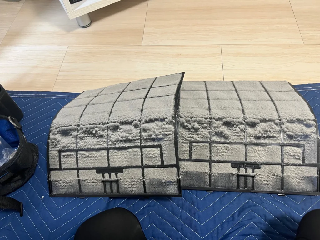 エアコンのフィルターが汚れると水漏れの原因になります
