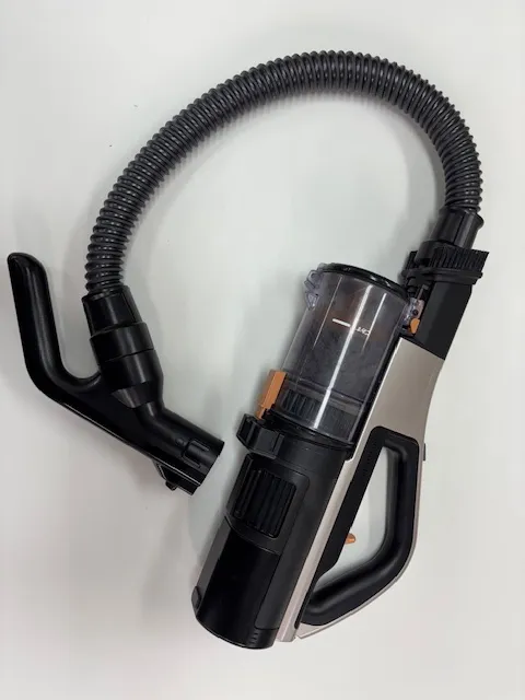 家庭用掃除機でエアコンの水漏れを解決することもできるがおすすめはしません